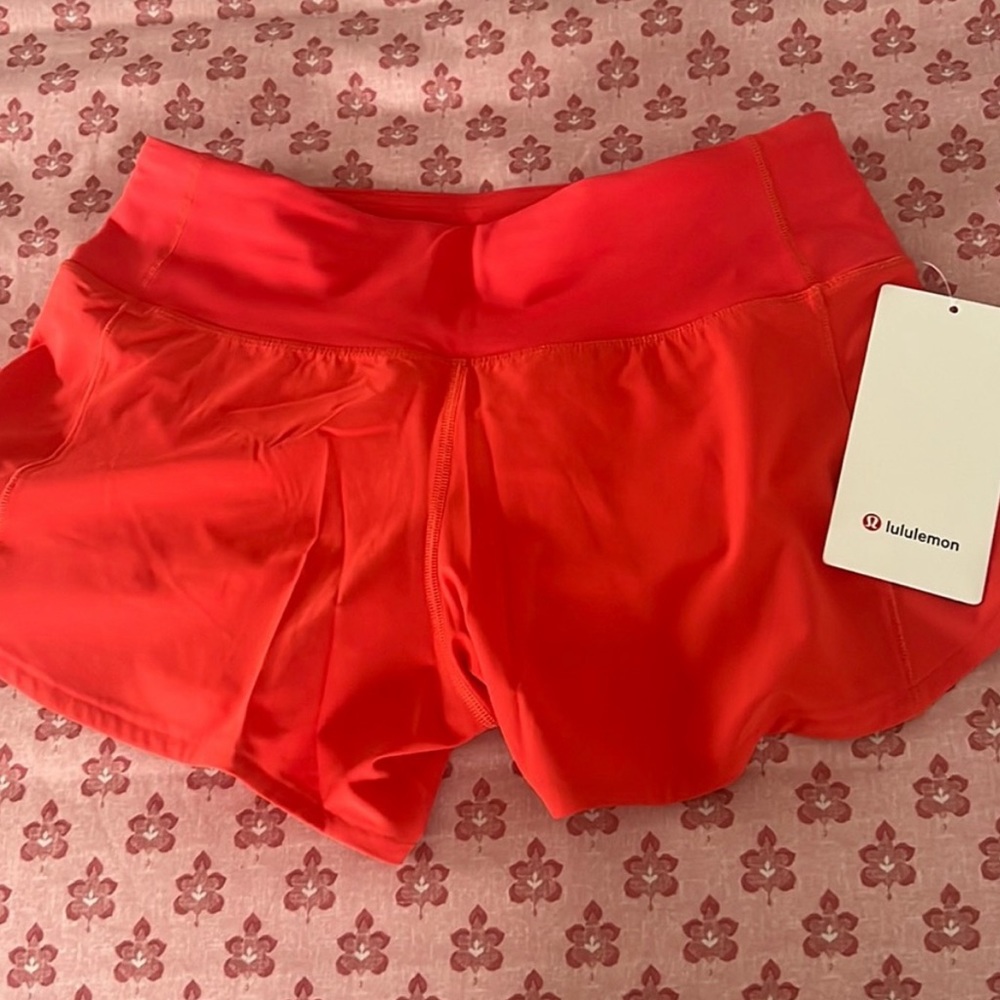 Red Lululemon shorts ‘4